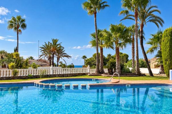 2 bed apartments - flats in Moraira