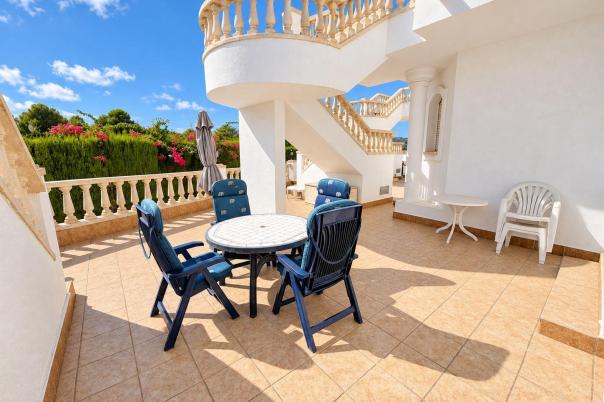 2 bed apartments - flats in Moraira