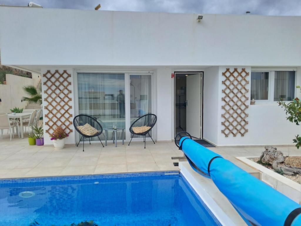 3 bed villa in Polop