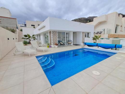 3 bed villa in Polop