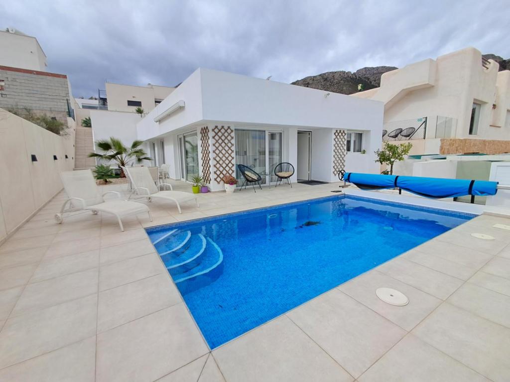 3 bed villa in Polop