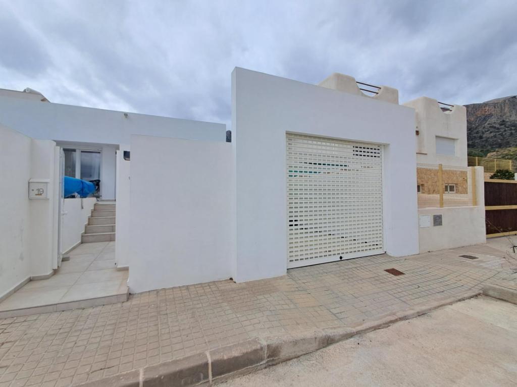 3 bed villa in Polop