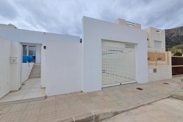 3 bed villa in Polop