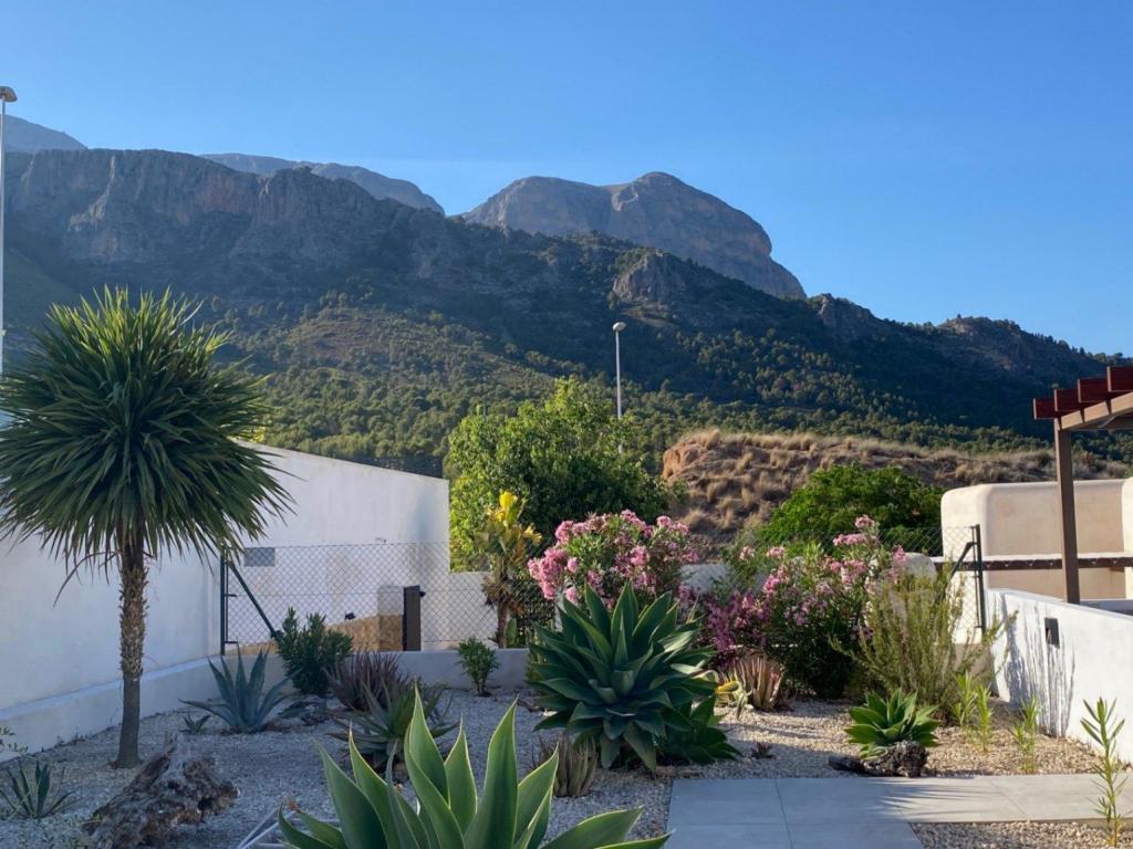3 bed villa in Polop
