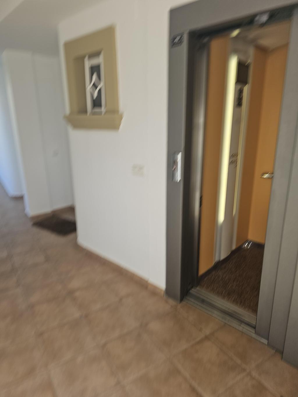 2 bed apartment in Moraira