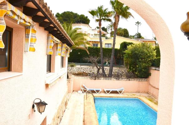 4 bed casa / chalet in Benissa