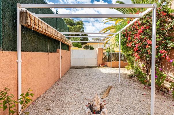 4 bed villa in Albir