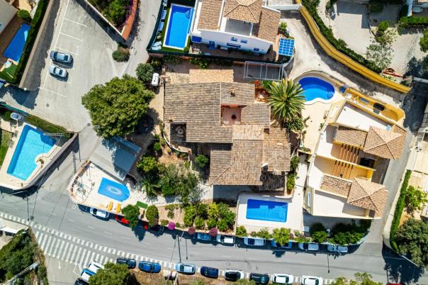 4 bed villa in Albir