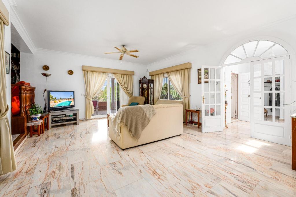 4 bed villa in Albir