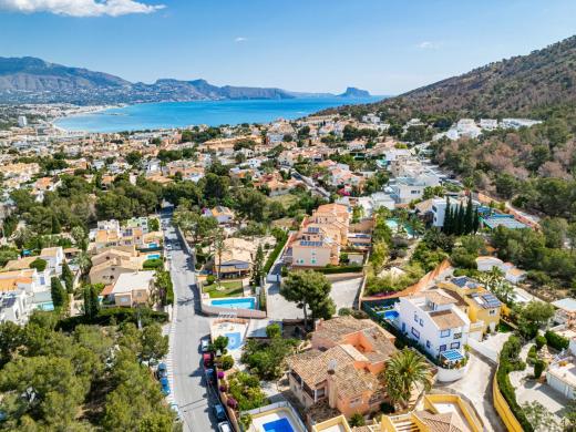 4 bed villa in Albir