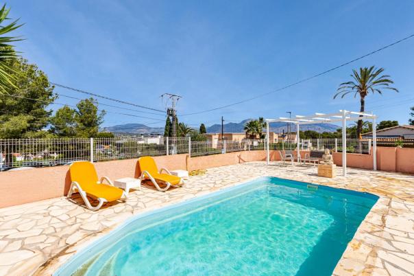 4 bed villa in Albir