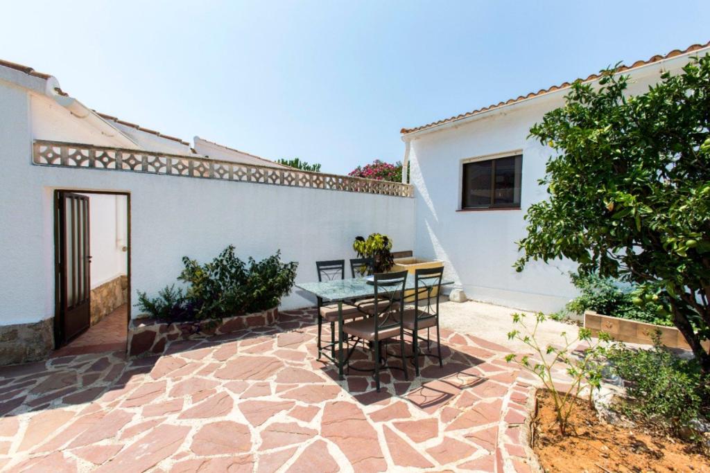 5 bed villa in Pedreguer