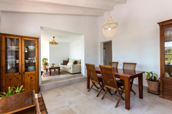 5 bed villa in Pedreguer