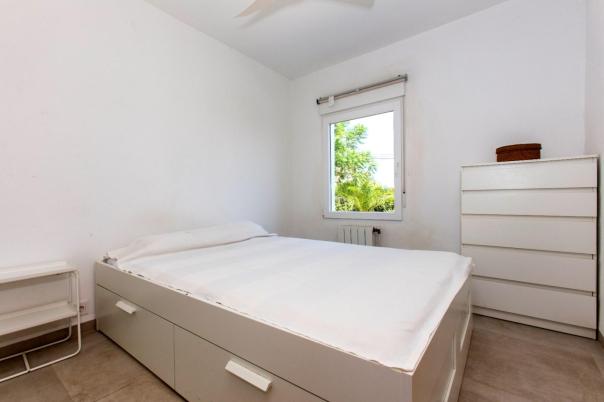 5 bed villa in Pedreguer