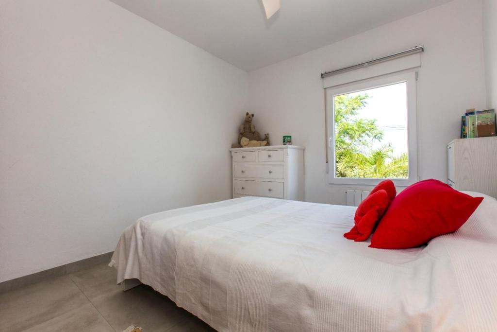 5 bed villa in Pedreguer