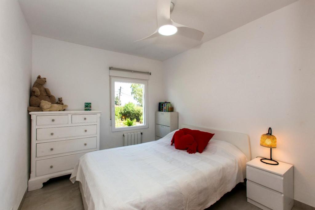 5 bed villa in Pedreguer