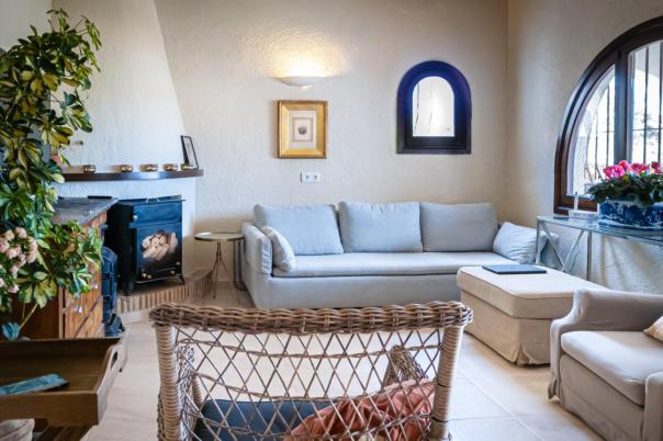 2 bed apartment in Moraira