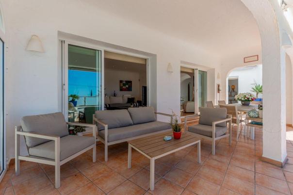 5 bed villa in Moraira