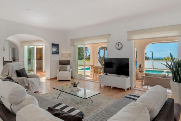 5 bed villa in Moraira