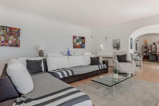 5 bed villa in Moraira