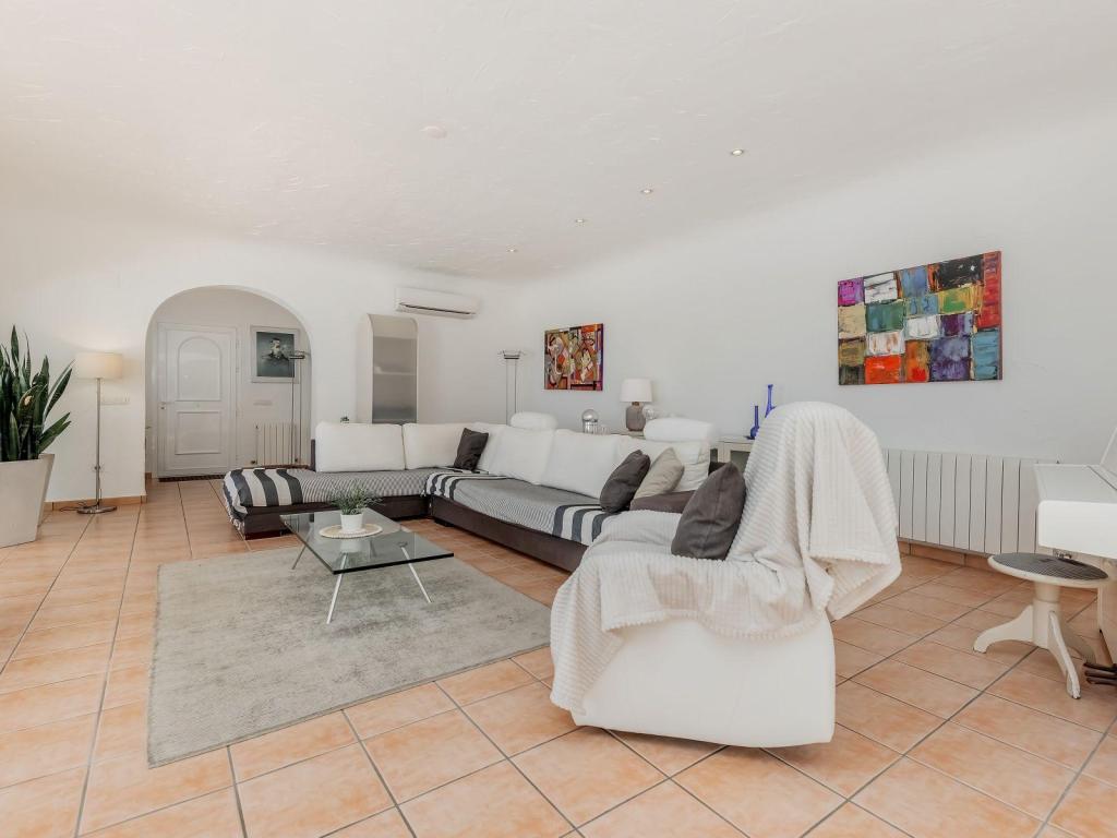 5 bed villa in Moraira