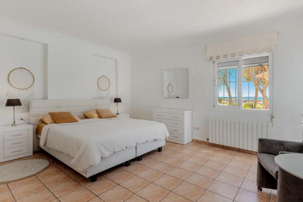 5 bed villa in Moraira
