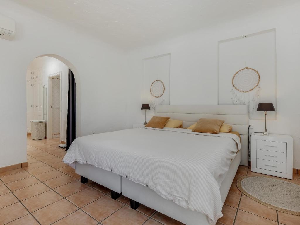 5 bed villa in Moraira