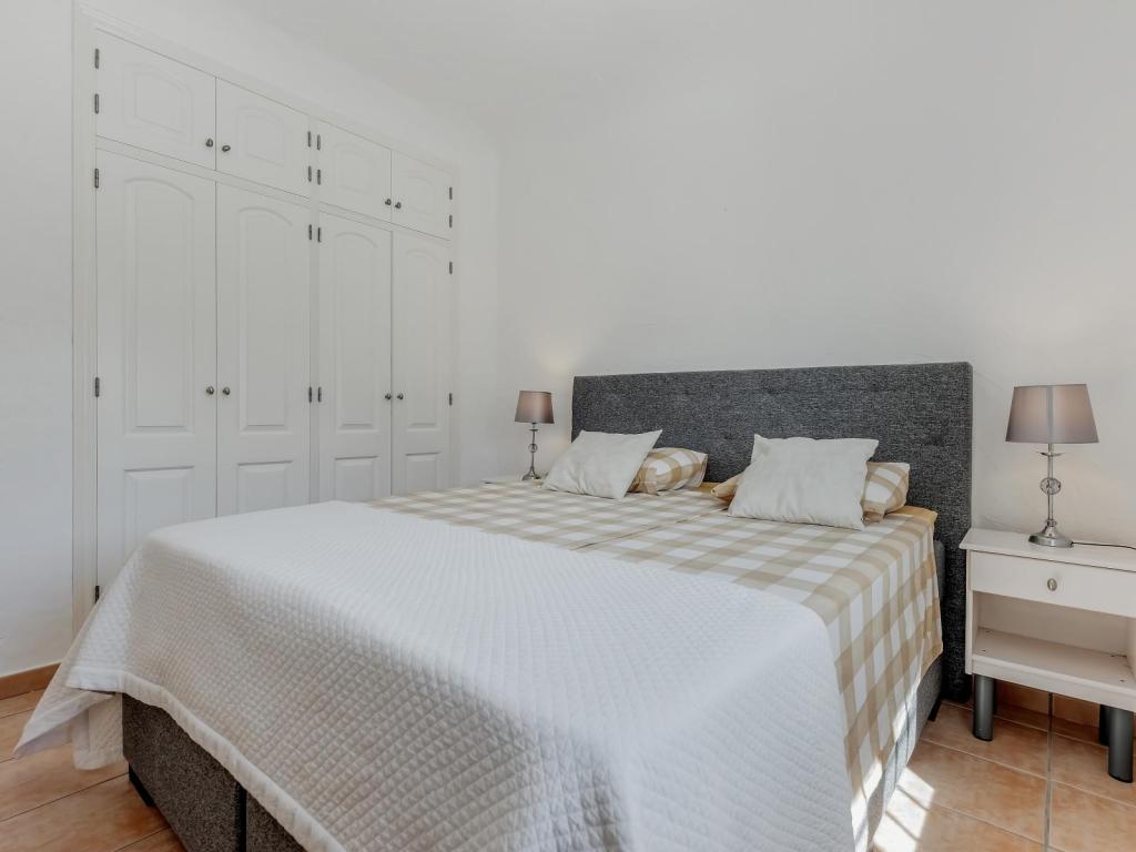 5 bed villa in Moraira