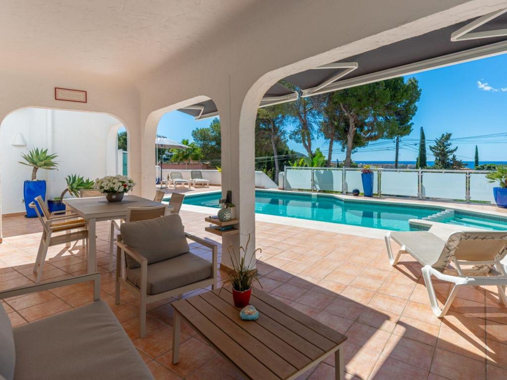 5 bed villa in Moraira