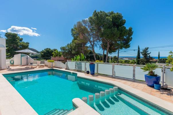 5 bed villa in Moraira