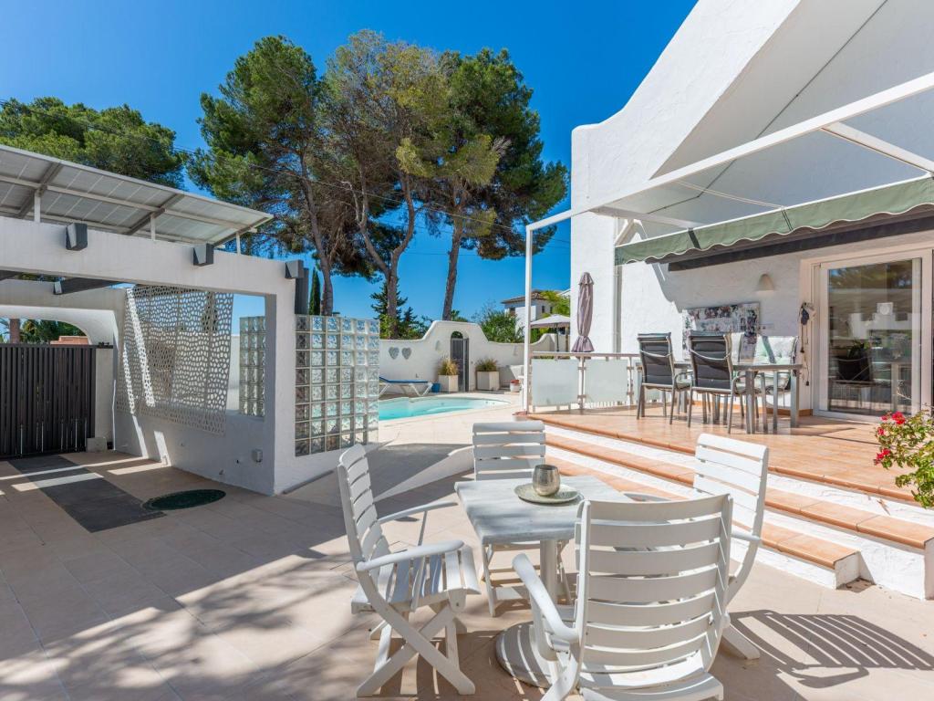 5 bed villa in Moraira