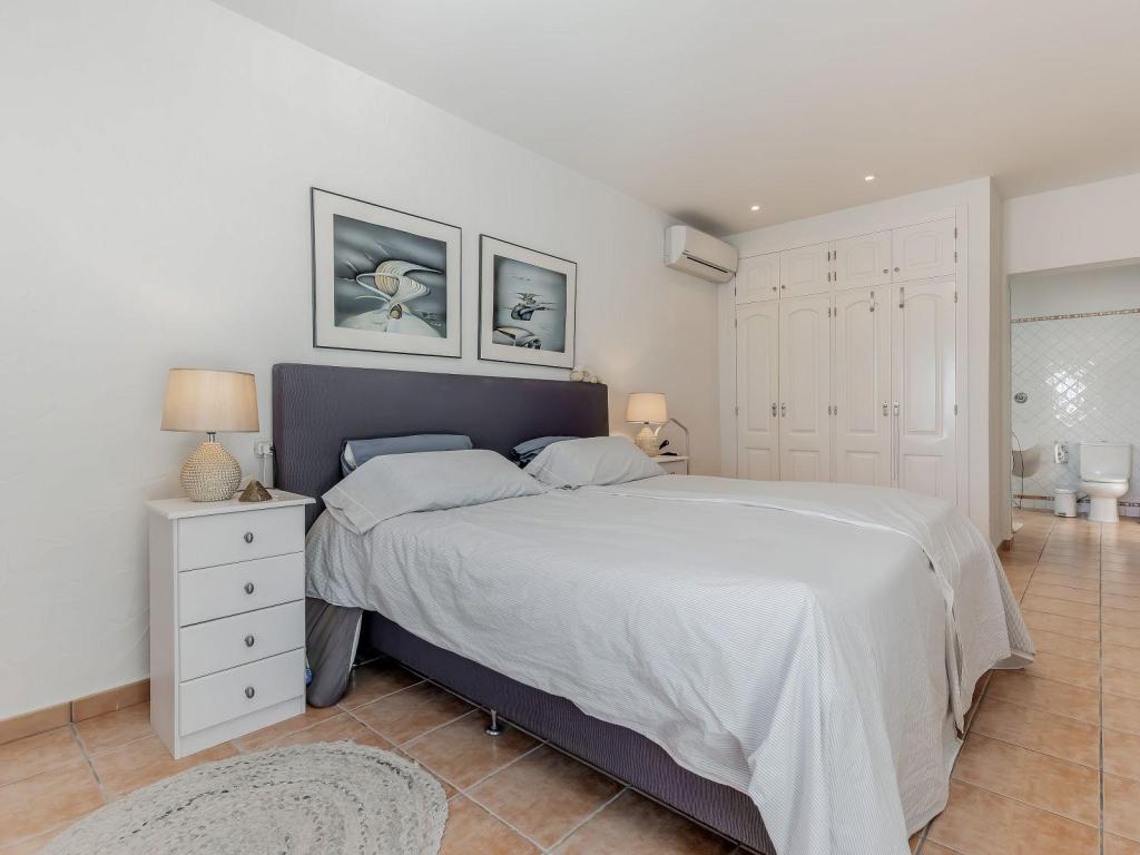 5 bed villa in Moraira