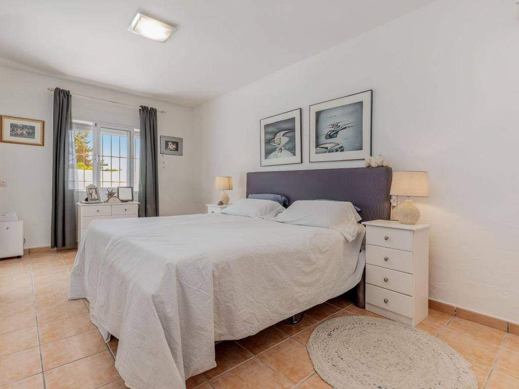 5 bed villa in Moraira