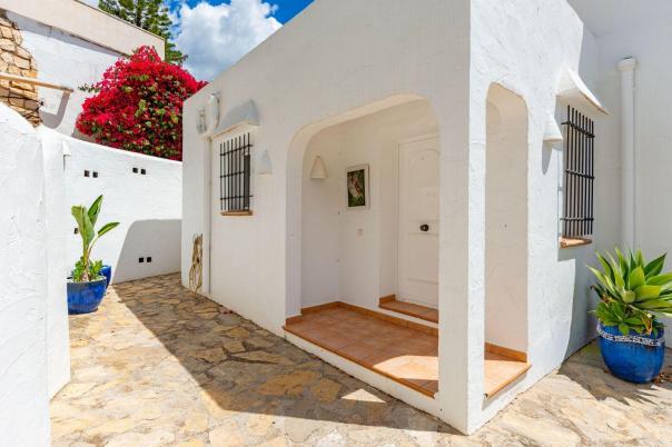 5 bed villa in Moraira