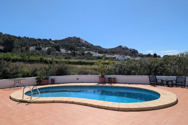 2 bed villa in Benitachell