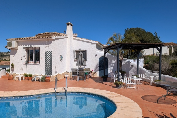 2 bed villa in Benitachell