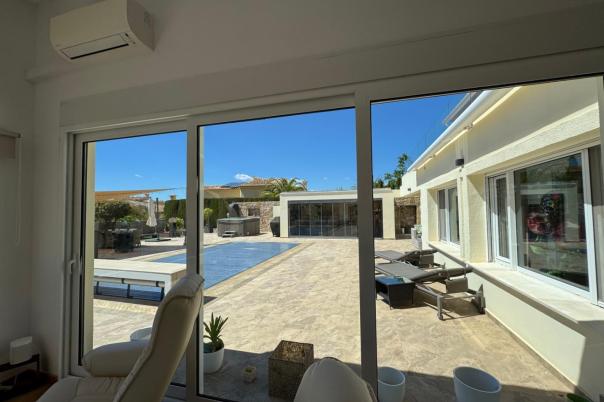 4 bed villa in Moraira