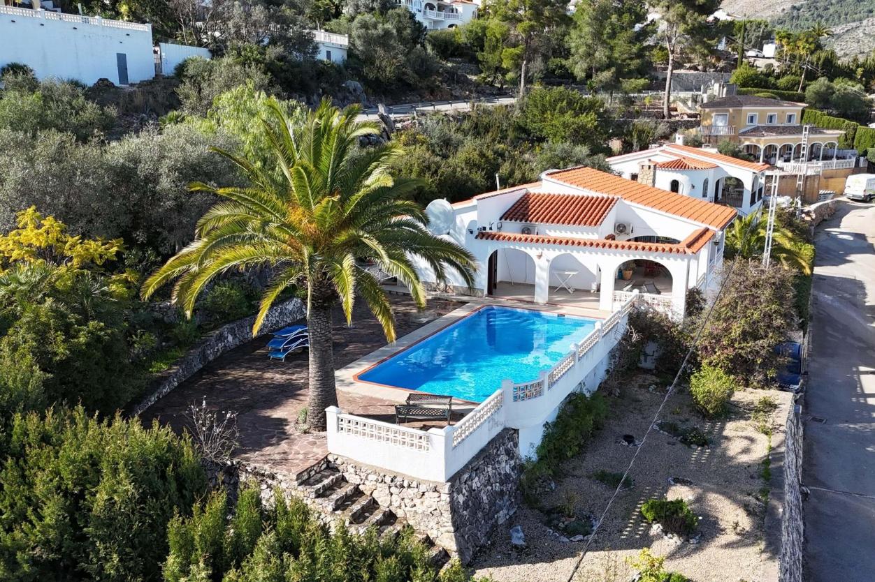 4 bed villa in Orba