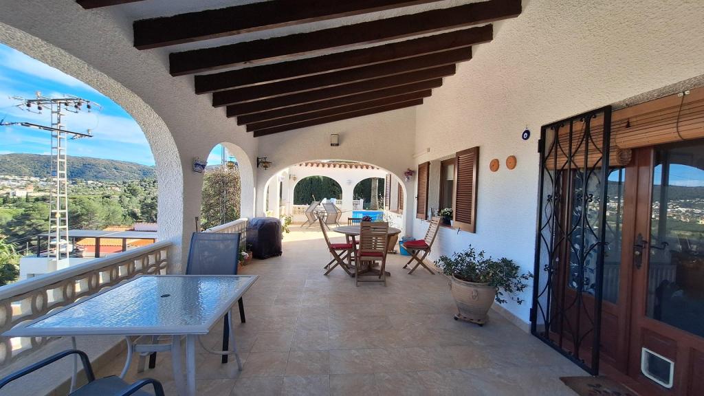 4 bed villa in Orba
