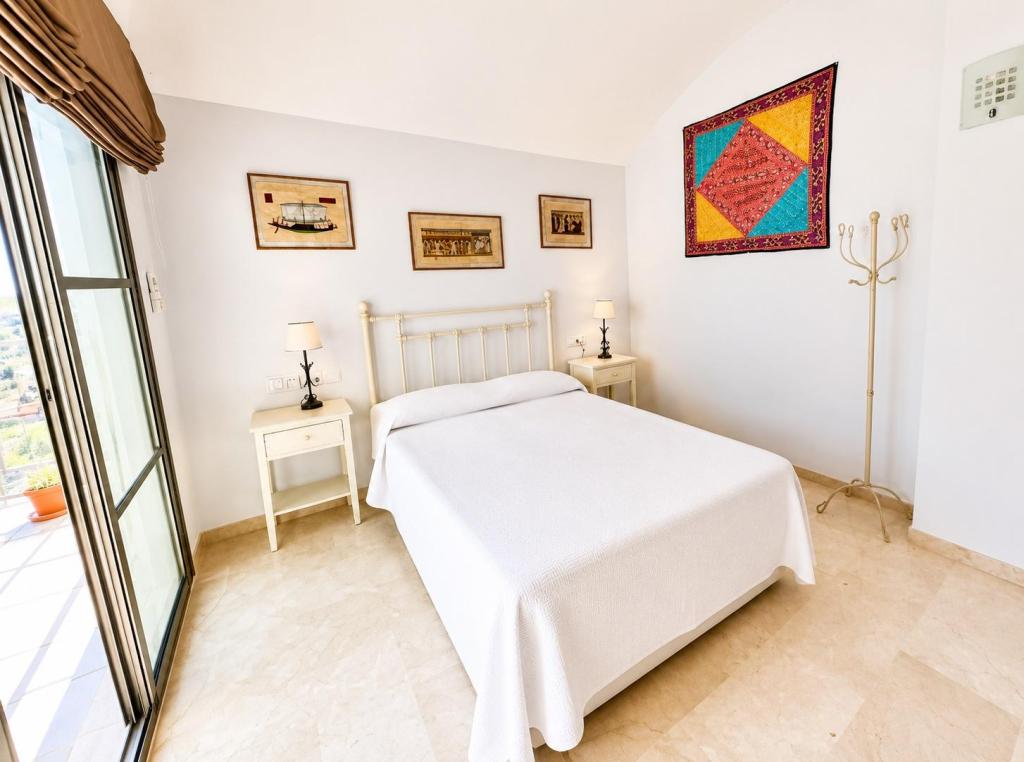 3 bed apartments - flats in Denia