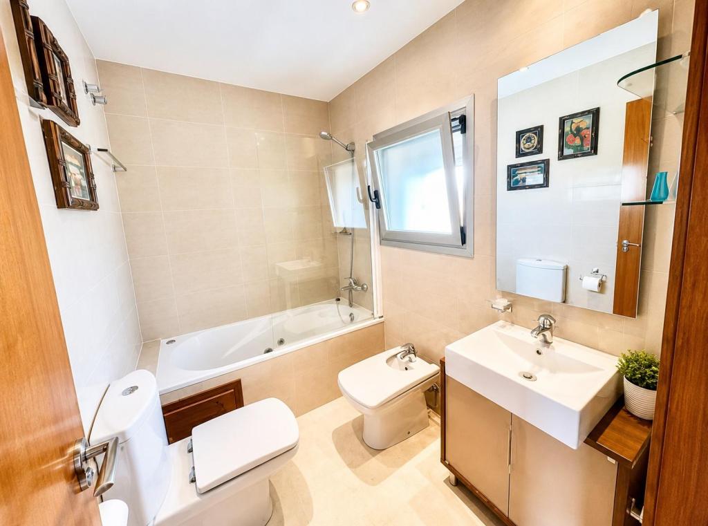 3 bed apartments - flats in Denia