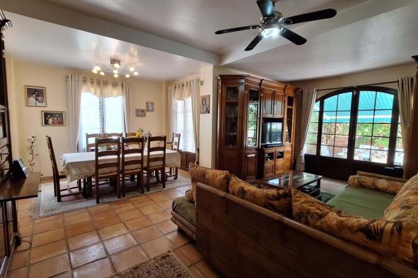 3 bed villa in Finestrat