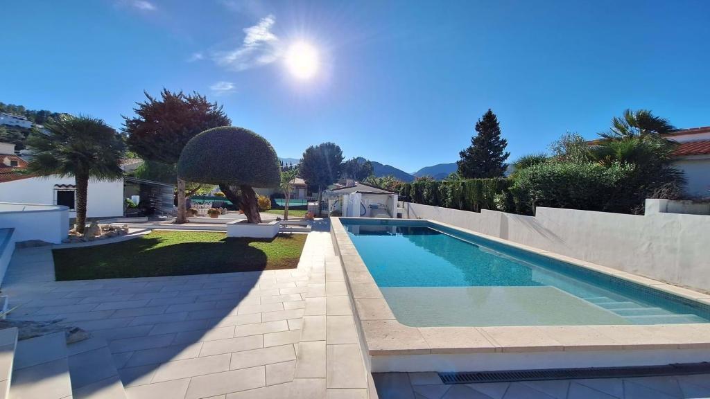 4 bed villa in Orba