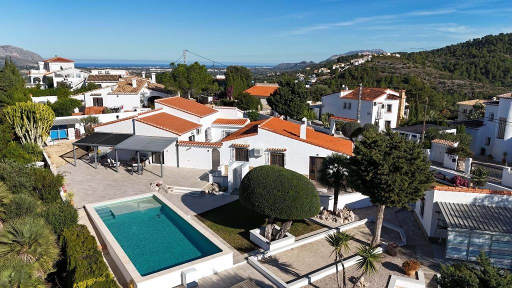 4 bed villa in Orba