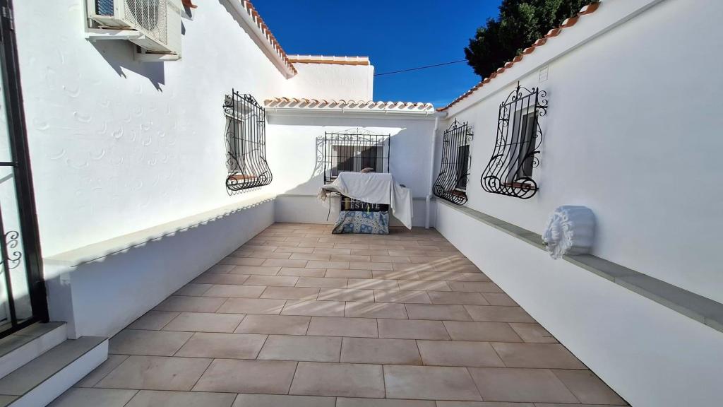 4 bed villa in Orba