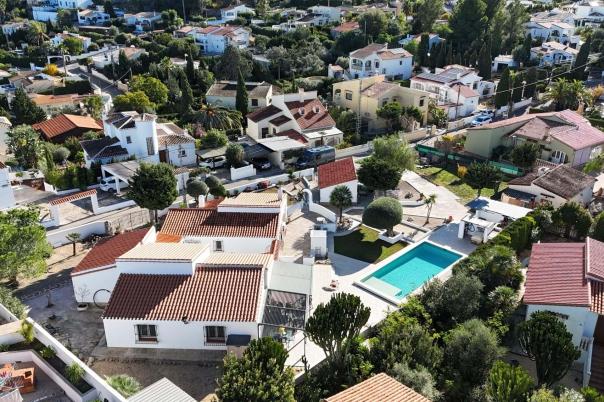 4 bed villa in Orba