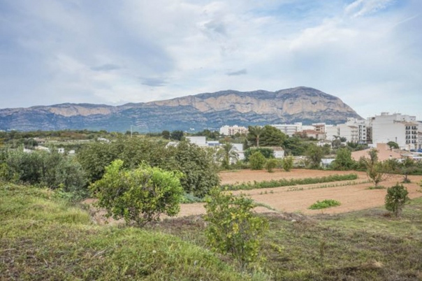 1 bed plot in Gata de Gorgos