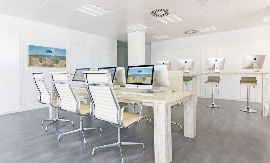 Blue Square - Estate Agent Javea