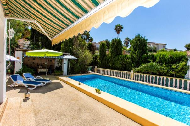 4 bed villas in Calpe