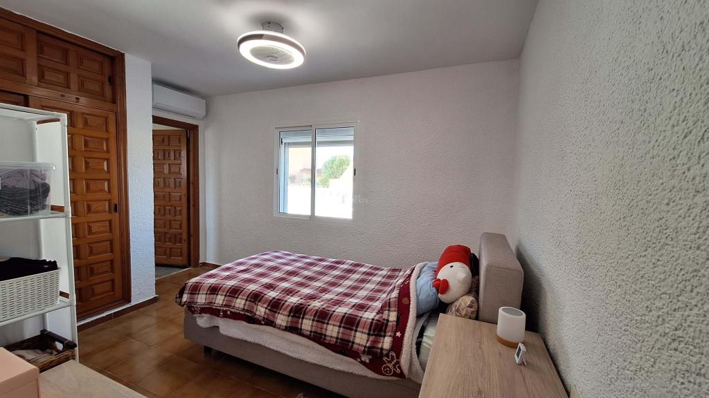 4 bed villa in Poblets (els)